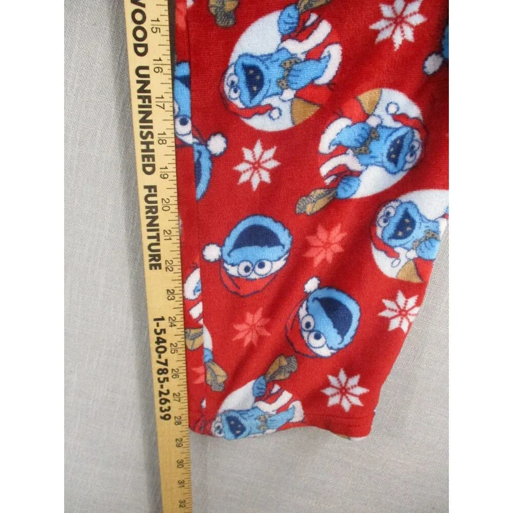 Sesame Street Red Fleece Pajama Pants With Cookie Monster & Snowflakes Small‎